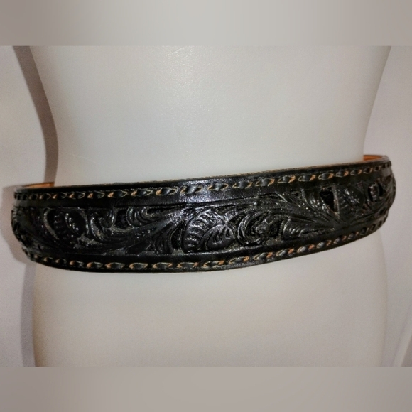 CIRCLE OF YOAKUM HANDMADE BELT - Picture 2 of 11